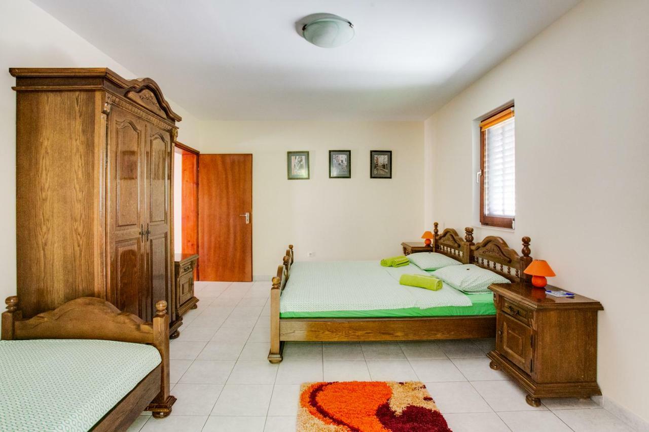 Villa Dionis Budva Eksteriør bilde